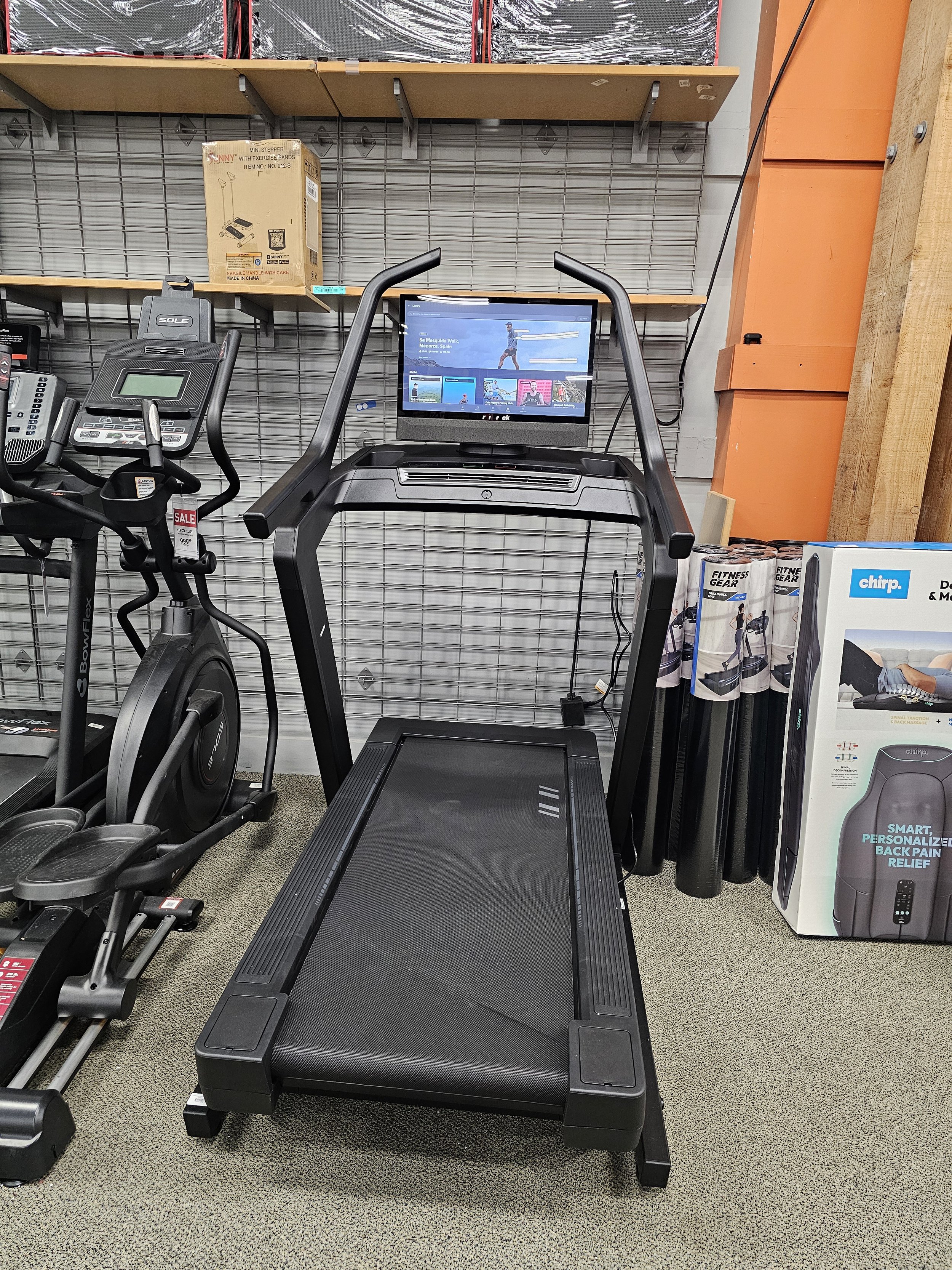 iFit Treadmill