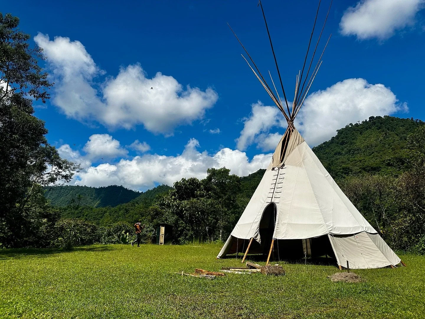 O Ecuador y Hayulima Familia! Gracias por todas te medicina! 

#verano2023