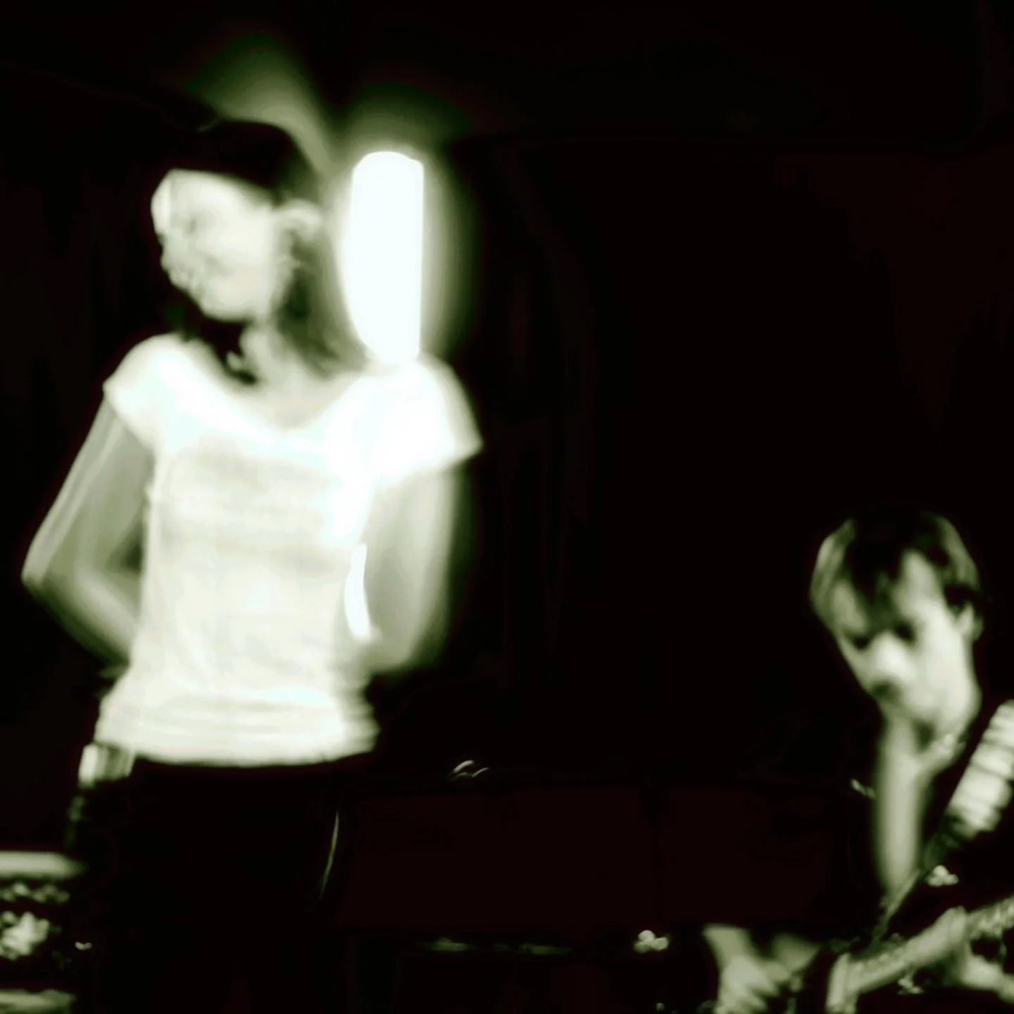 A pleasure to support @_idleflowers the other night with my lovely band @maxcrosbyy + @lost_ears 🔐