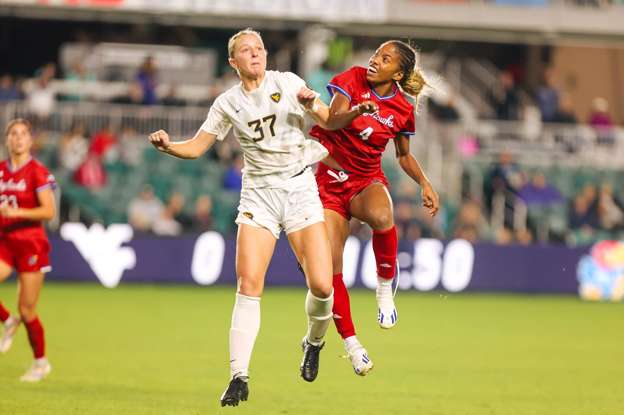 20261102_KUSOCvWVU_BIG12TOURN2.jpg