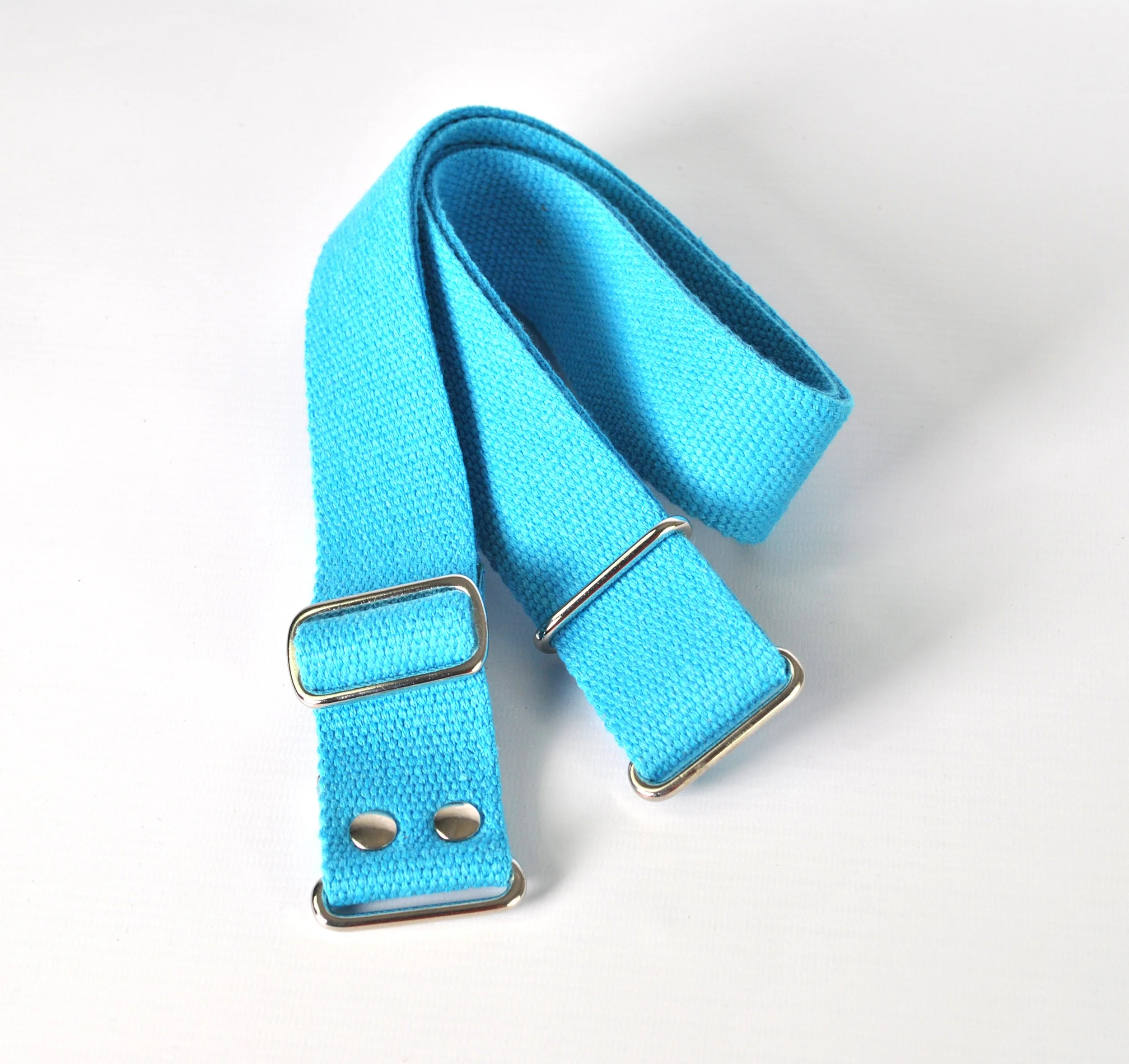 StrapLightBlue01.jpg