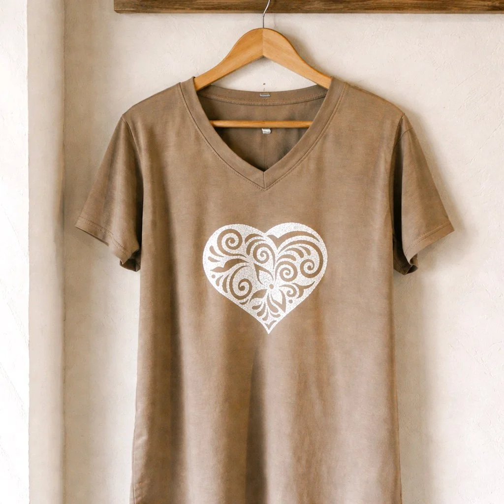 Adult T-Shirts Women Sizes Available From 8-20! #00259