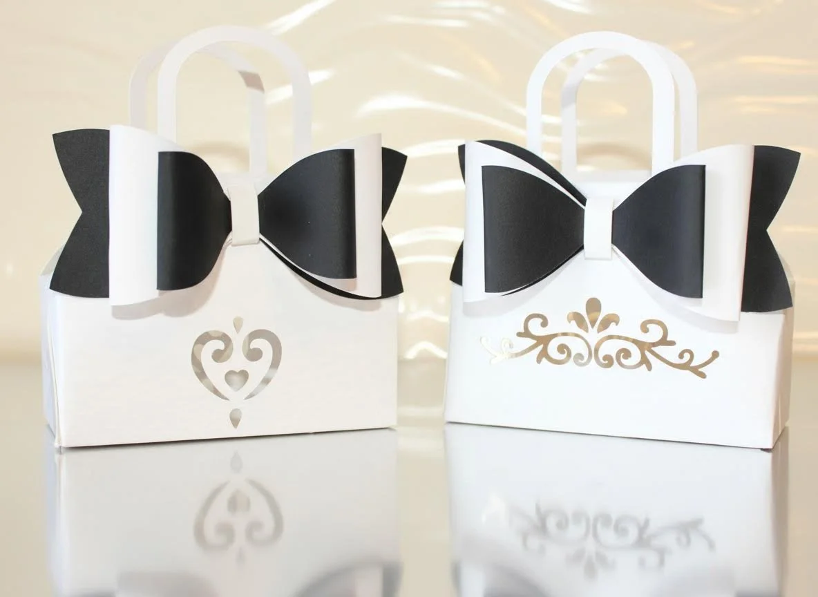 Handbag Favour Boxes With Large Bow!