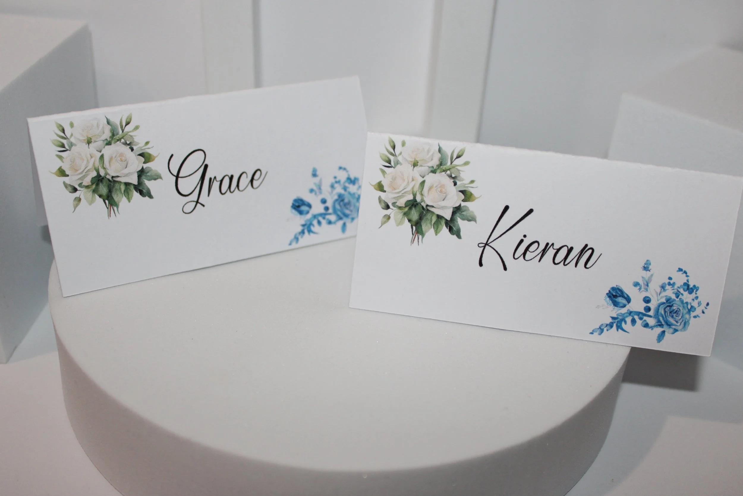 White Rose & Blue Floral Place Card!
Printed on white card. #0041