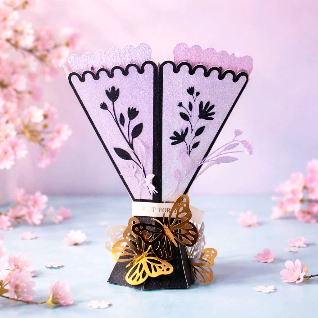 Gorgeous Bouquet Boxes!
Meticulously Crafted with attention to detail, these bouquet holders really do have the wow factor. (Flowers Not Included) #00263
