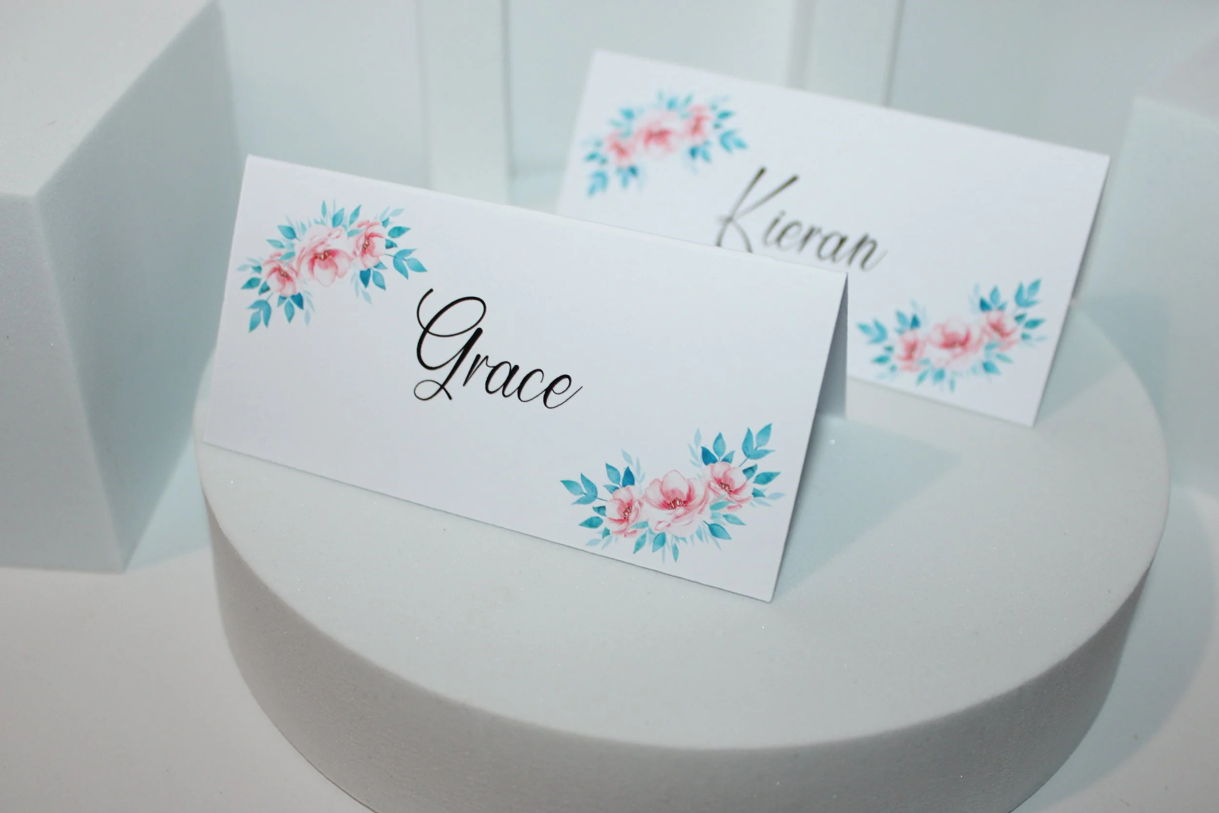 Blue/Pink Floral Place Card!
Printed on white card. #0042