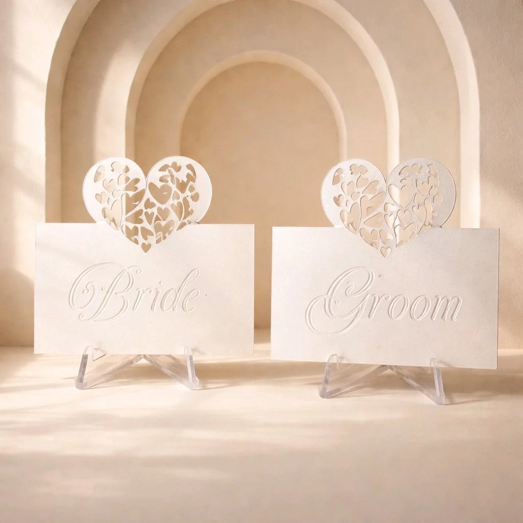 Embossed Place Card!
Pearlescent card. #0083