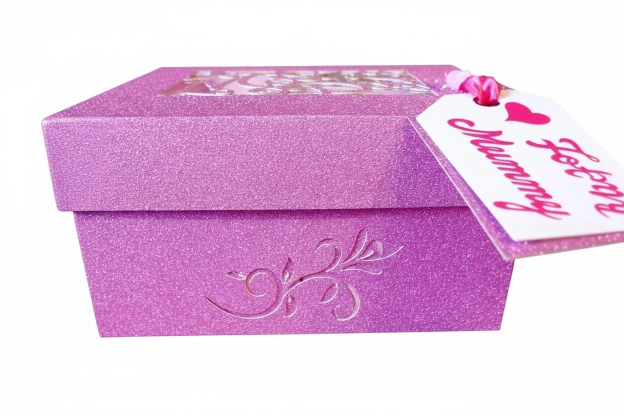 Inside is delicate pink tissue paper perfect for those lovely little gifts.
