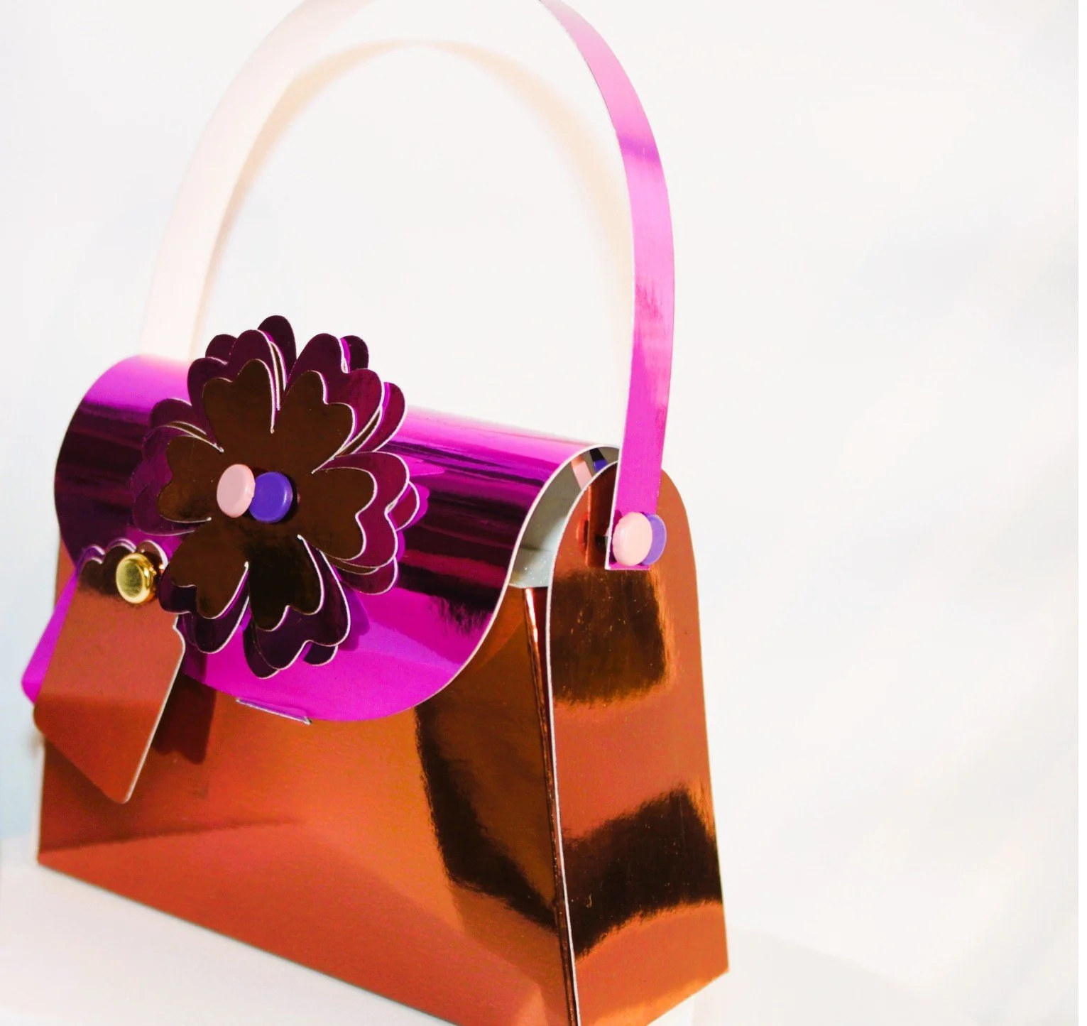 Personalised Gift Bag! 
Handbag gift box cut from sturdy holographic cardstock finished with a holographic flower on the front and an attached matching gift tag.  #00111
