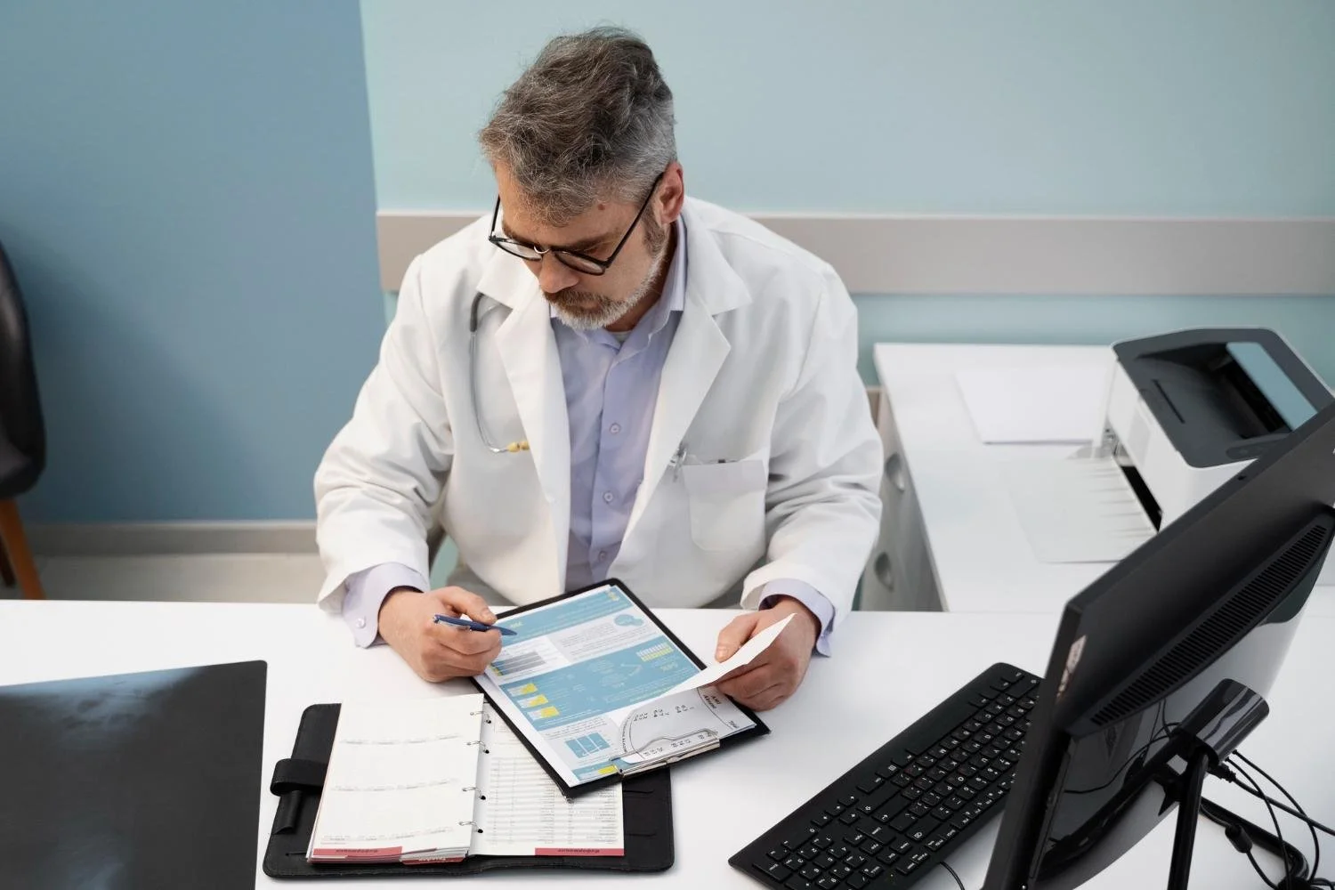 Why More Doctors Are Paying Attention to Their Practice Finances
