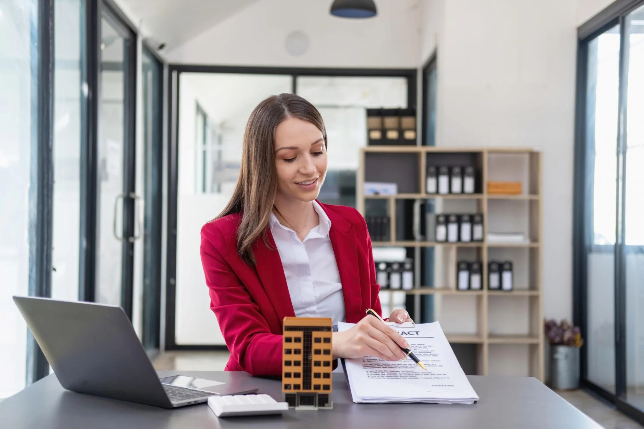 From Closing to Closing: Managing Irregular Income as a Real Estate Agent