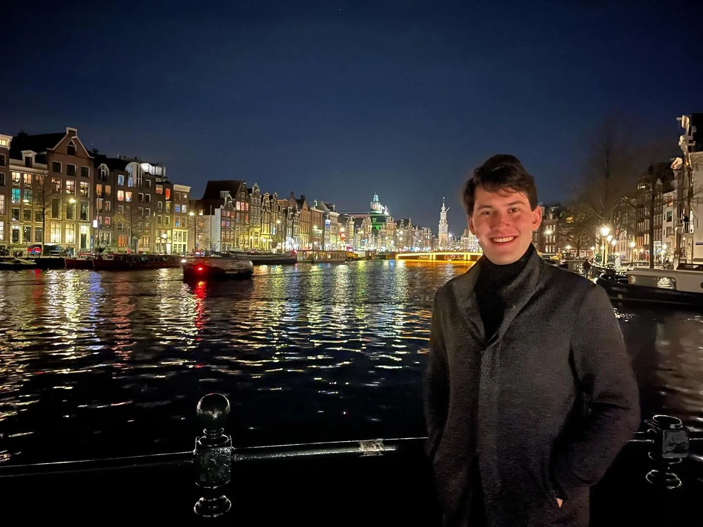 Welcome to my concerts in DECEMBER ✨ 

7 Dec - D&uuml;sseldorf (Germany), St Andreaskirche
- World premi&egrave;re of my composition &lsquo;Leyenda&rsquo; and German premi&egrave;re of Bokelmann&rsquo;s &lsquo;Reihe Variationen&rsquo;)

19 Dec - Lega