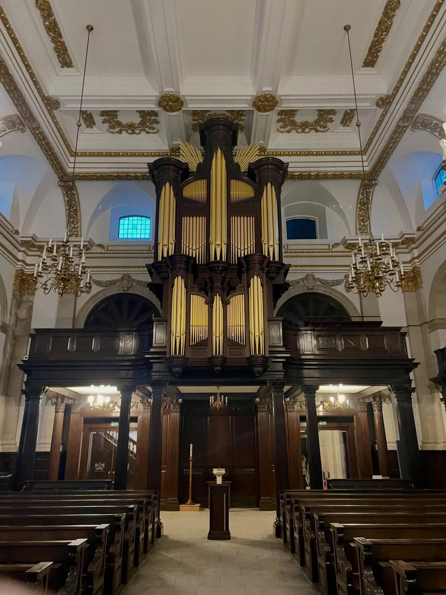 Very nice to be able to perform two concerts in London this week with music by H&auml;ndel, Franck en Bonnet.

Tuesday 10th of February at St Lawrence Jewry and Wednesday 11th of February at Temple Church!