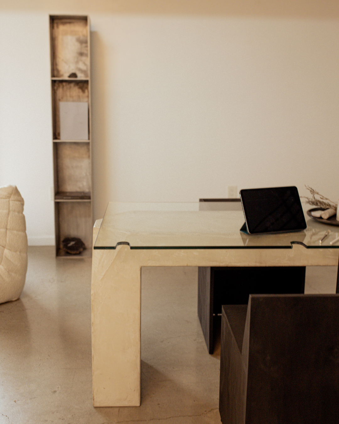 Minimal workspace reflecting the considered, brand-led approach of dobos social.