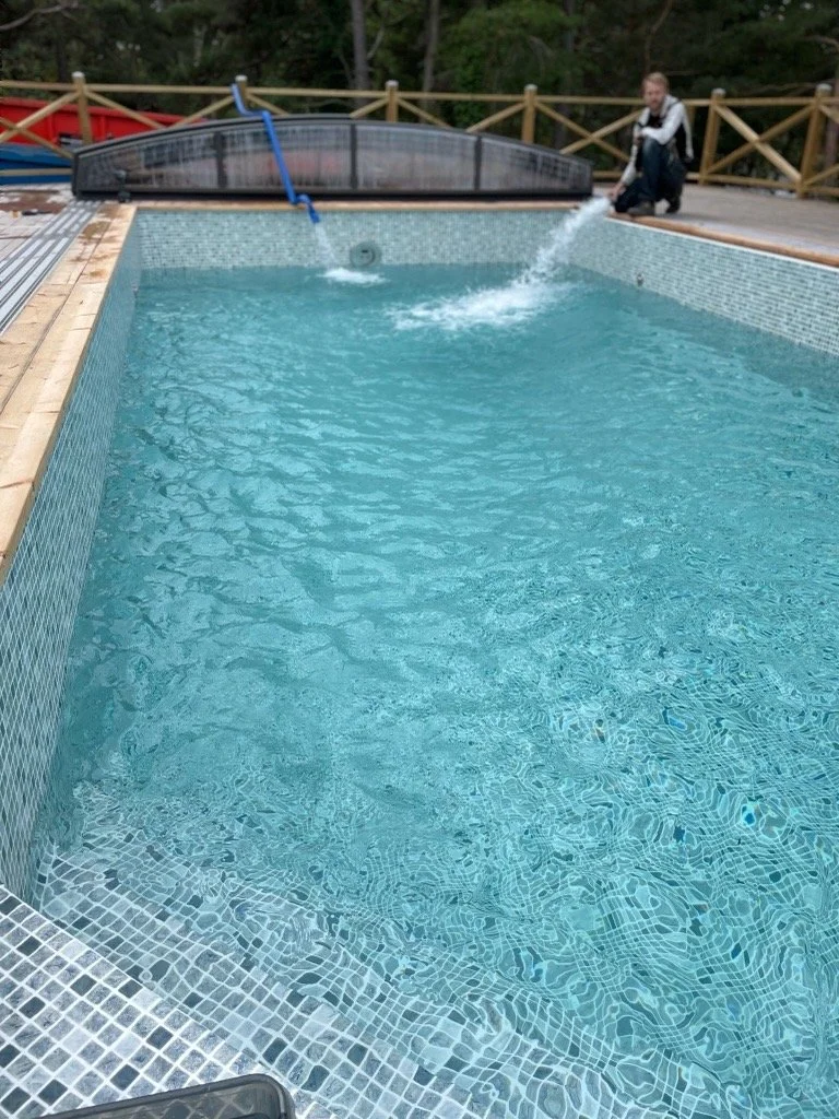 Entek bygger 40 pooler om året