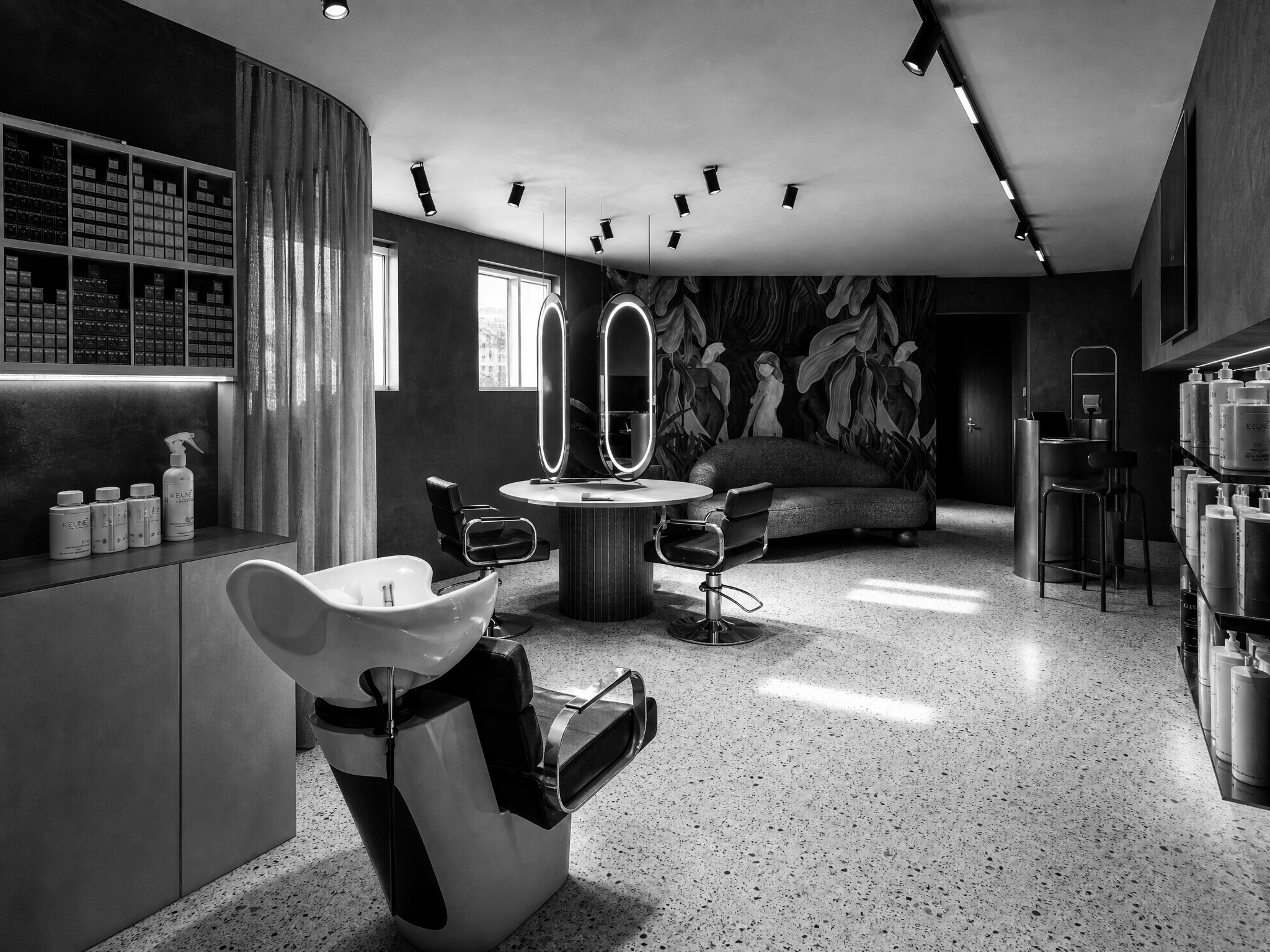 MR008: Boutique wellness center
