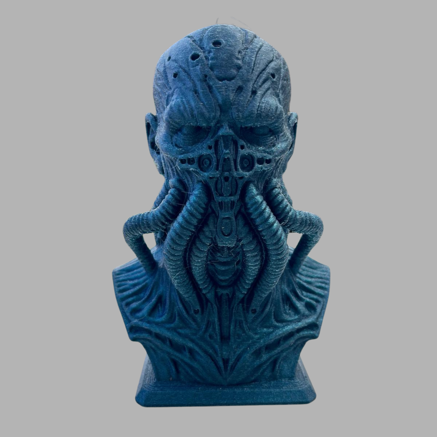 blue alien 1.png