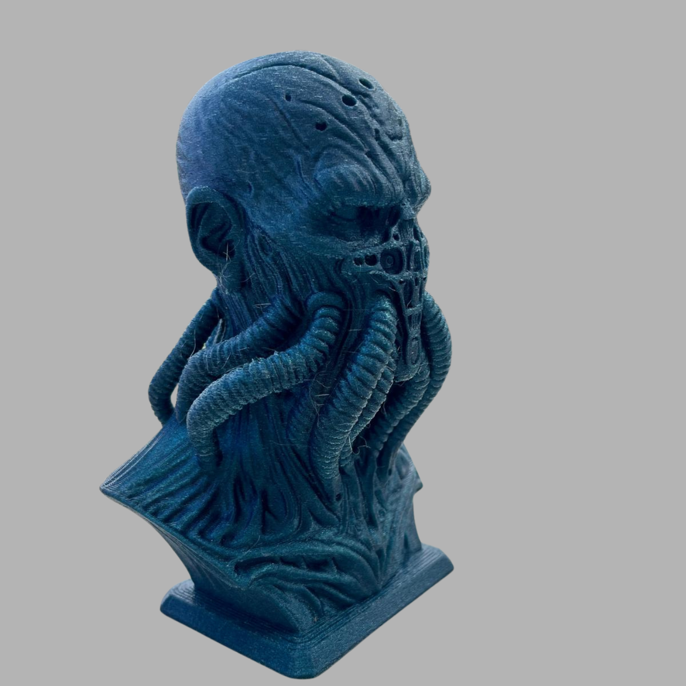 blue alien2 .png