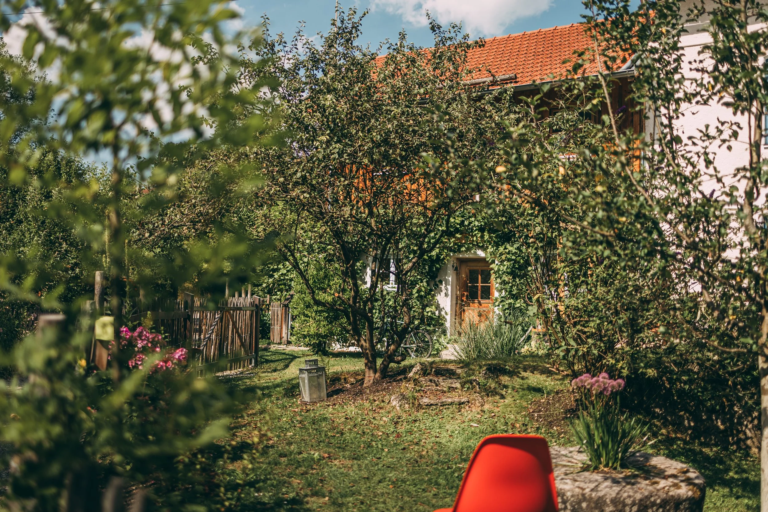 Der grüne Garten und das Mühlhaus