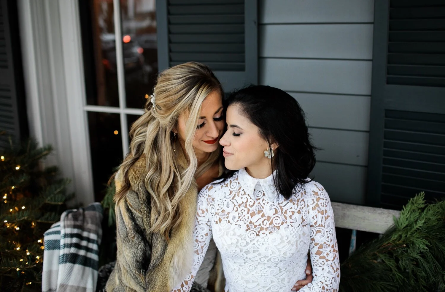 34_Elopement wedding photos of brides in Rhinebeck NY at the Amsterdam.jpg