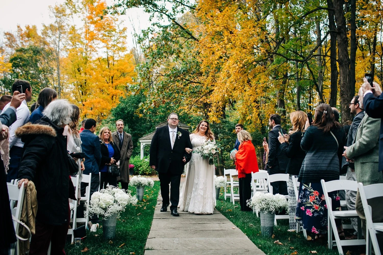 Avon Old Farms Hotel Wedding 16.jpg