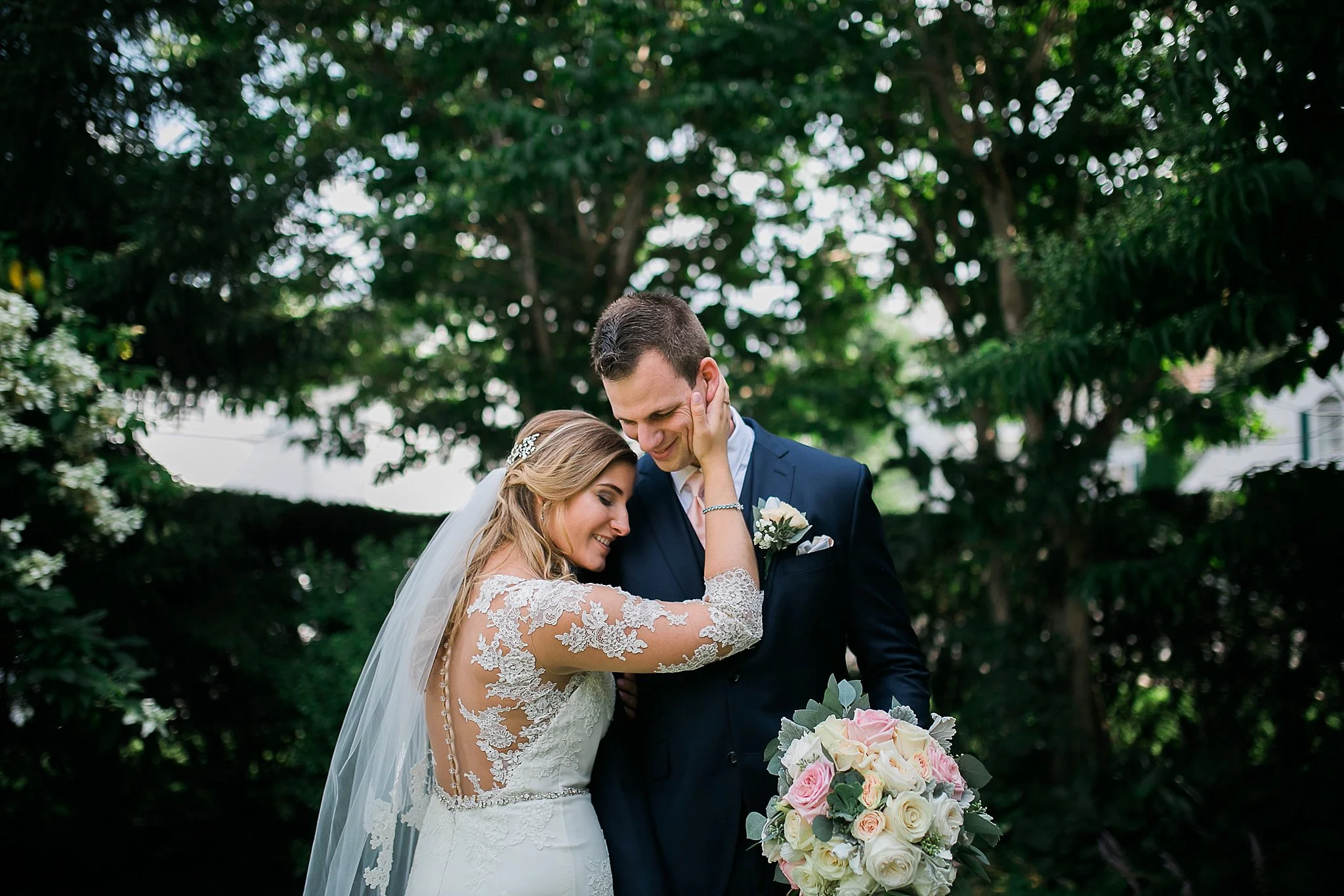 Julia + Bart // A Classic Summer Wedding at the Chocksett Colonial Inn in Sterling, MA
