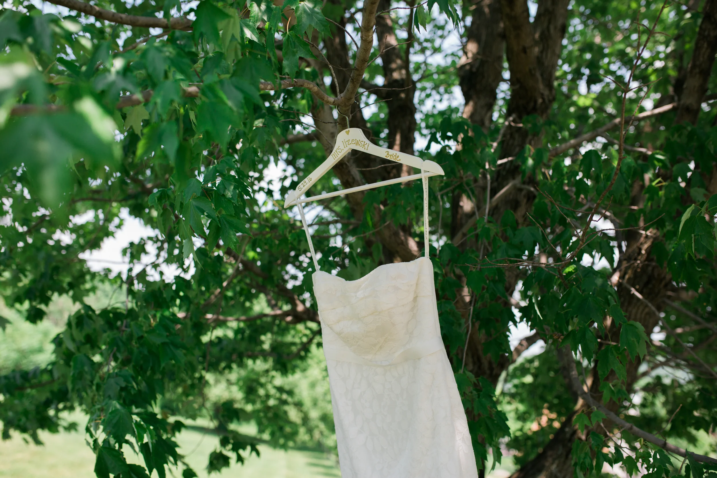 Mr + Mrs Lizewski-38.jpg