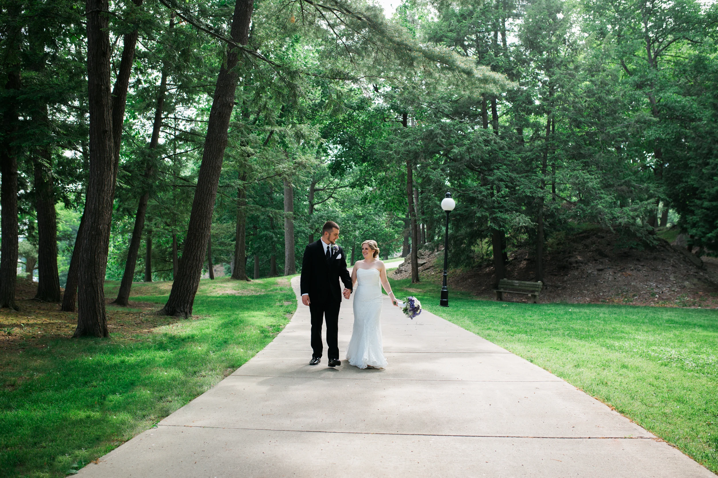 Mr + Mrs Lizewski-203.jpg