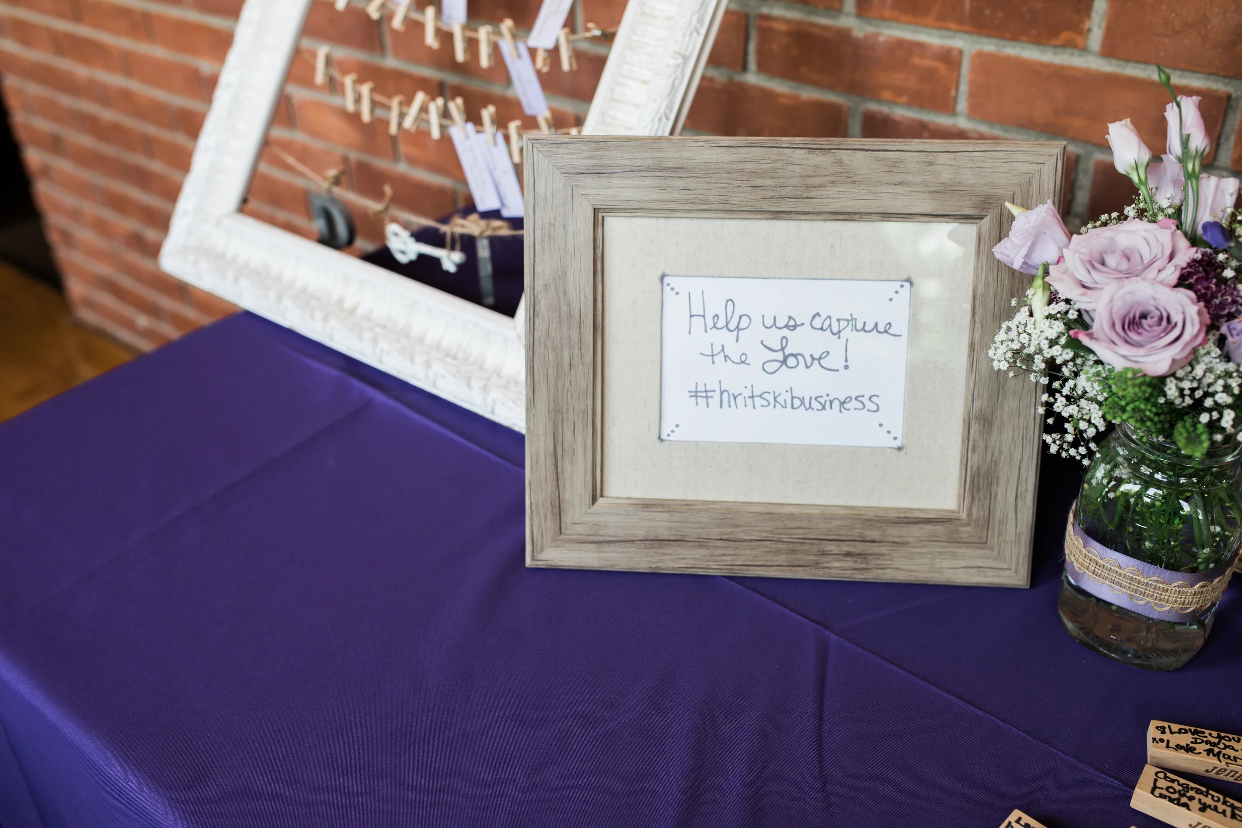 Mr + Mrs Lizewski-256.jpg