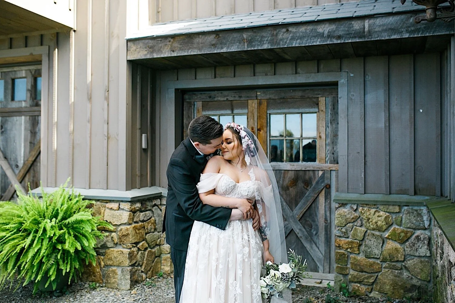 21_Lambs Hill Beacon New York Wedding-67_Lambshill_brideandgroom_Lambshillbeaconwedding_etsyweddinggown_Lambshillwedding_hudsonvalleyphotographer_brideandgroomphotos.jpg
