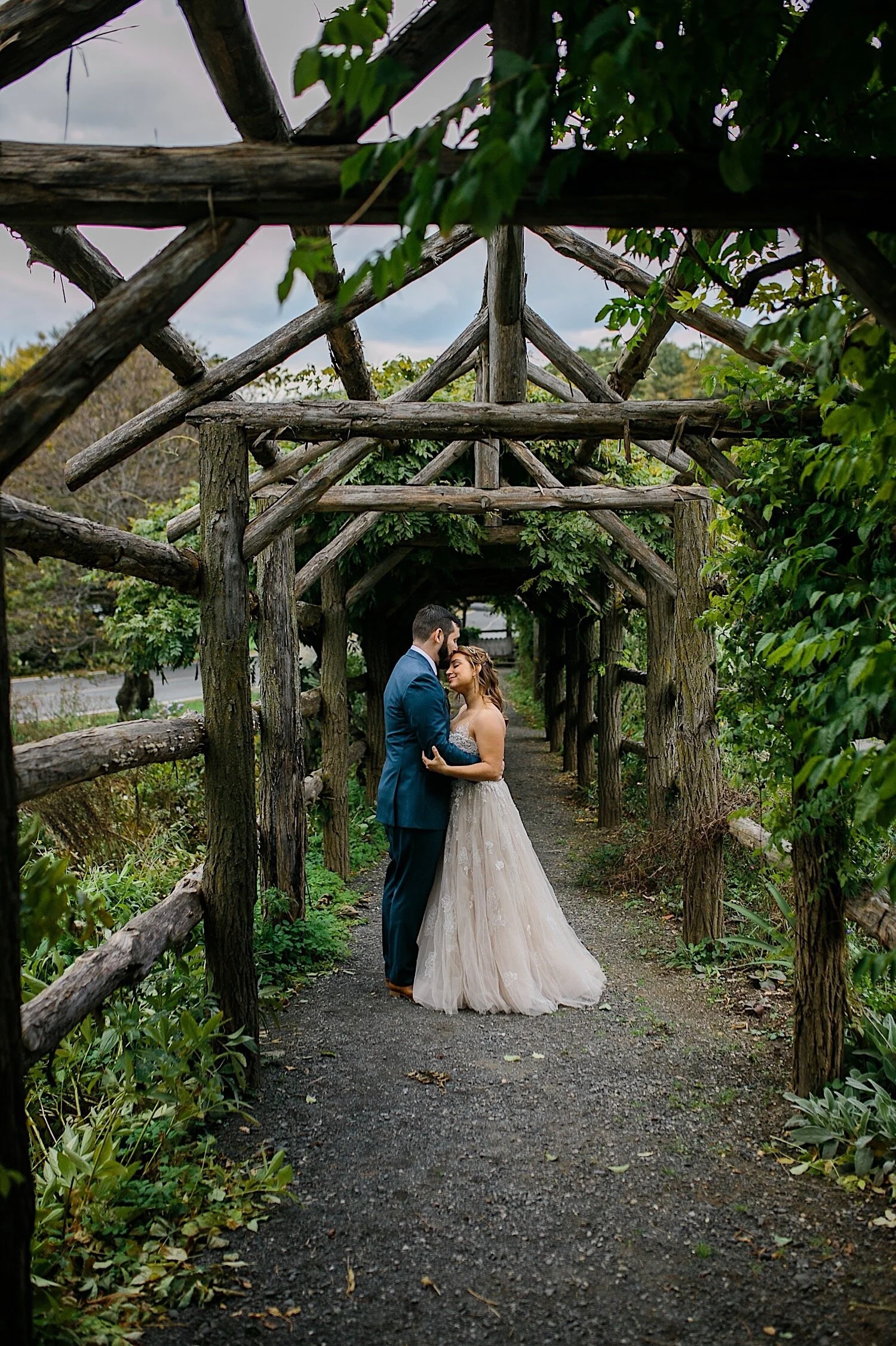 27_Mohonk Mountain House Wedding New Paltz NY Sweet Alice Photography-90_mohonkwedding_mohonkmountainhousewedding_hudsonvalleyphotographer.jpg