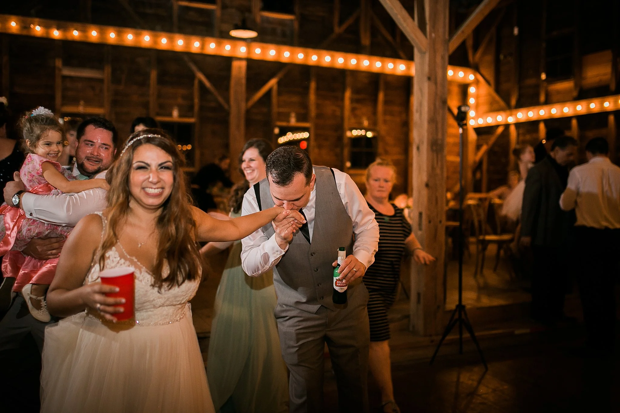 HudsonValleyPhotographerOwlsHootBarnWedding63.jpg