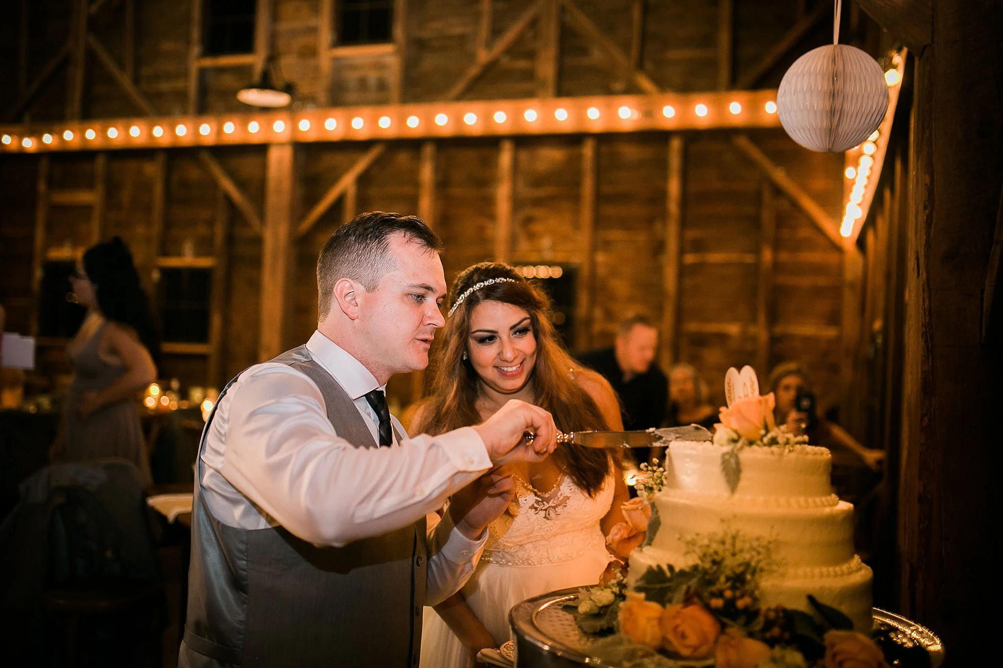 HudsonValleyPhotographerOwlsHootBarnWedding59.jpg