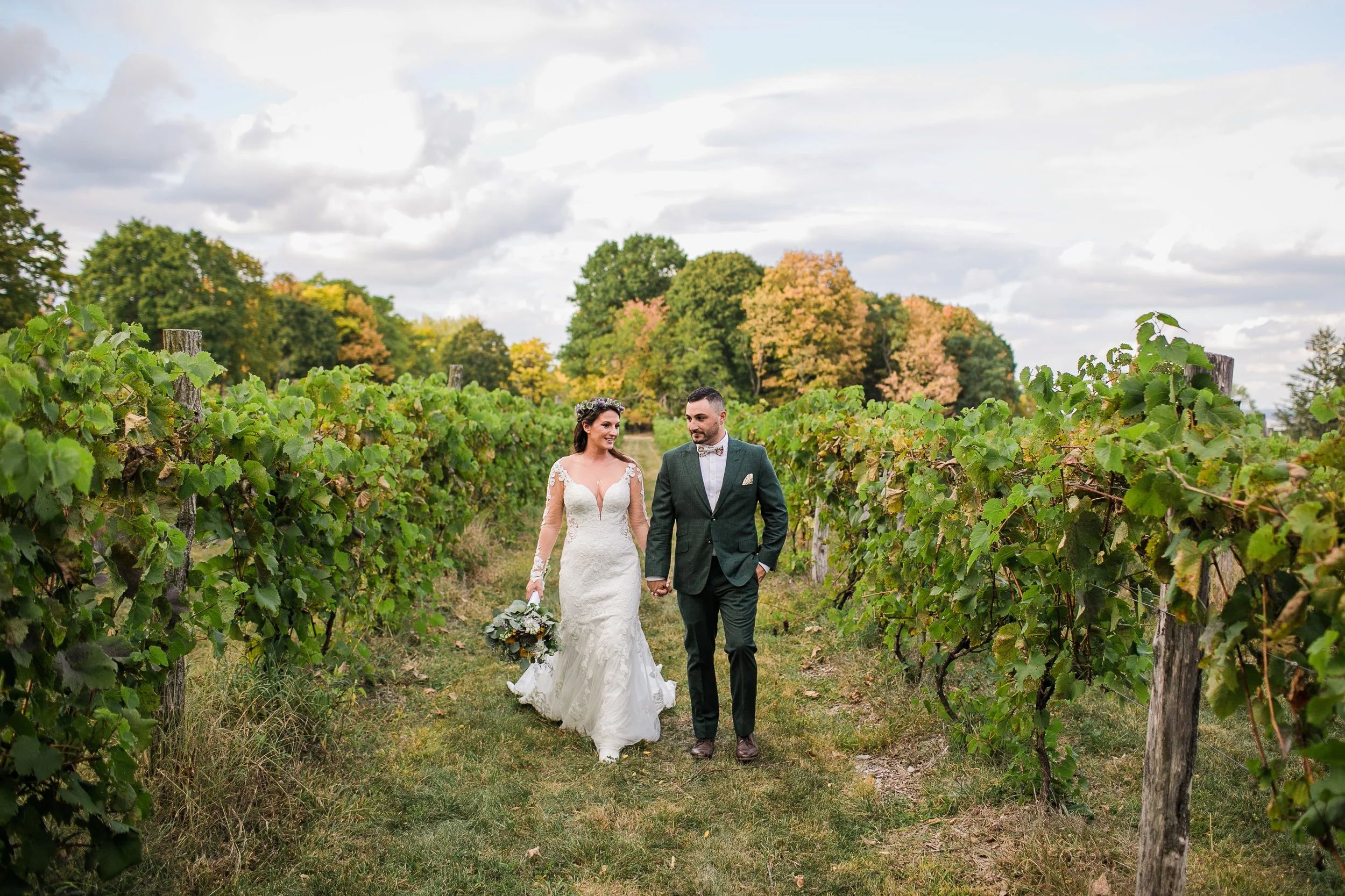 Red Maple Vineyard Wedding // Michelle + Joe