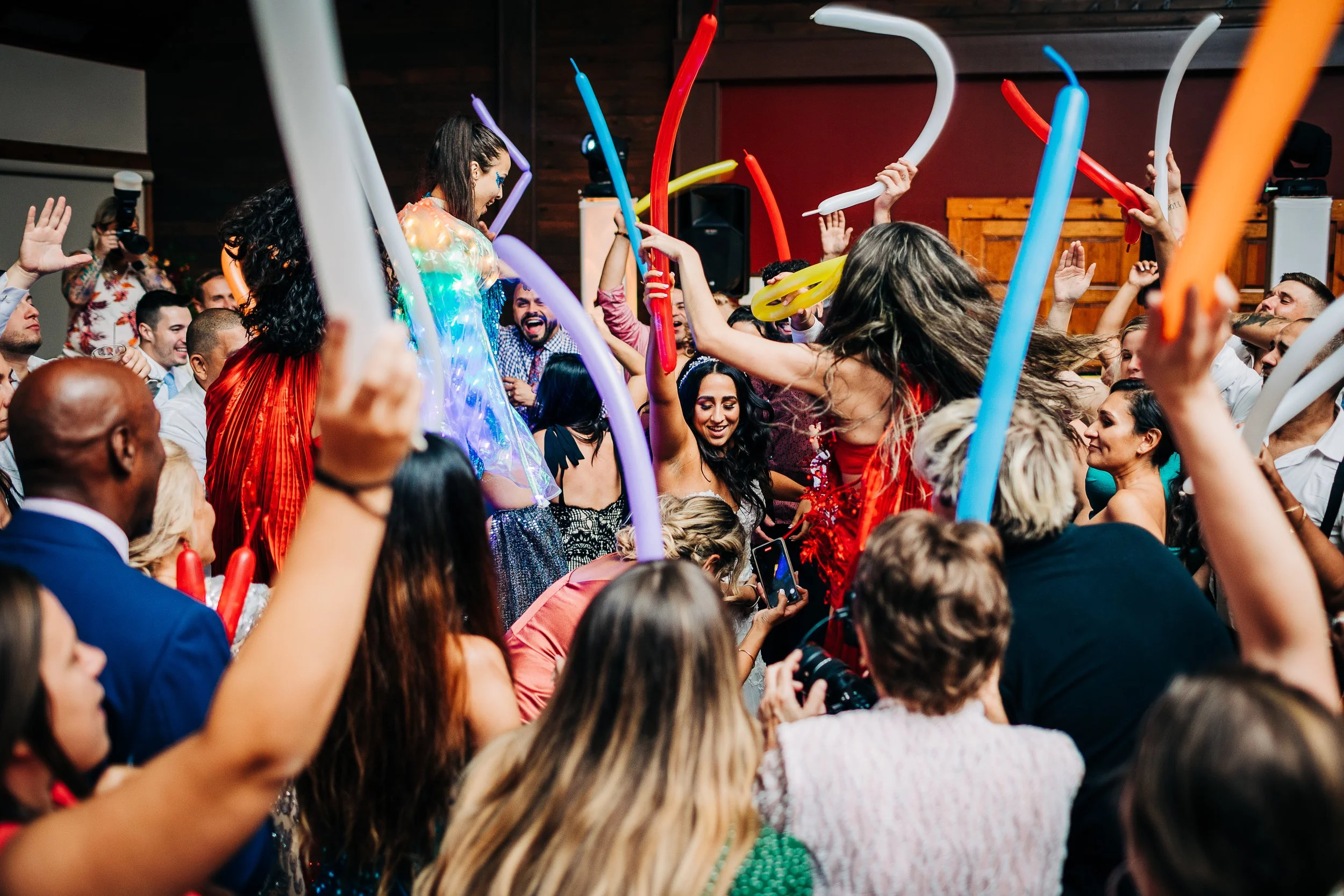Wedding reception at Hollow Brook Golf Club by Sweet Alice Photography