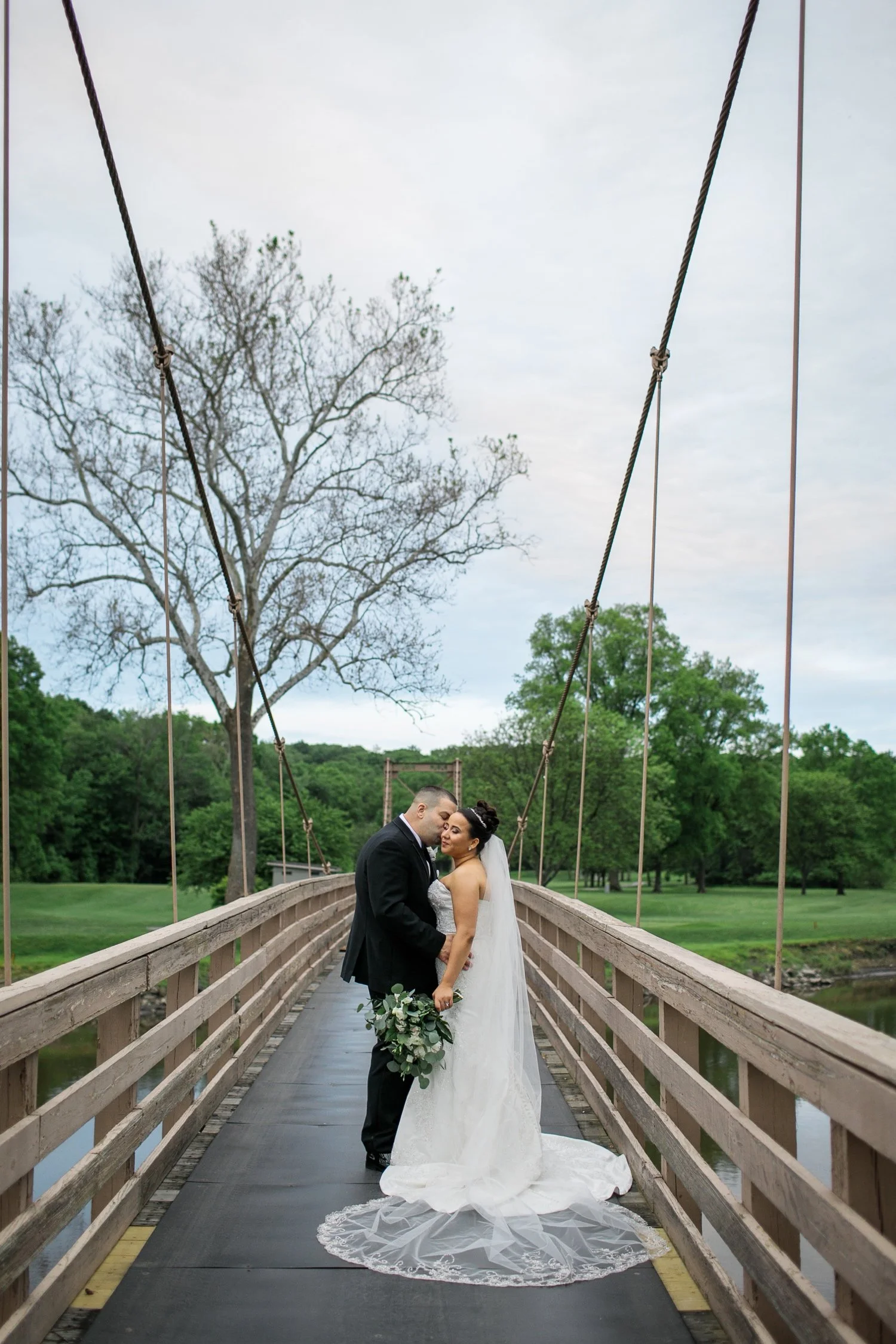 West Hills Country Club Wedding in May 19.jpg