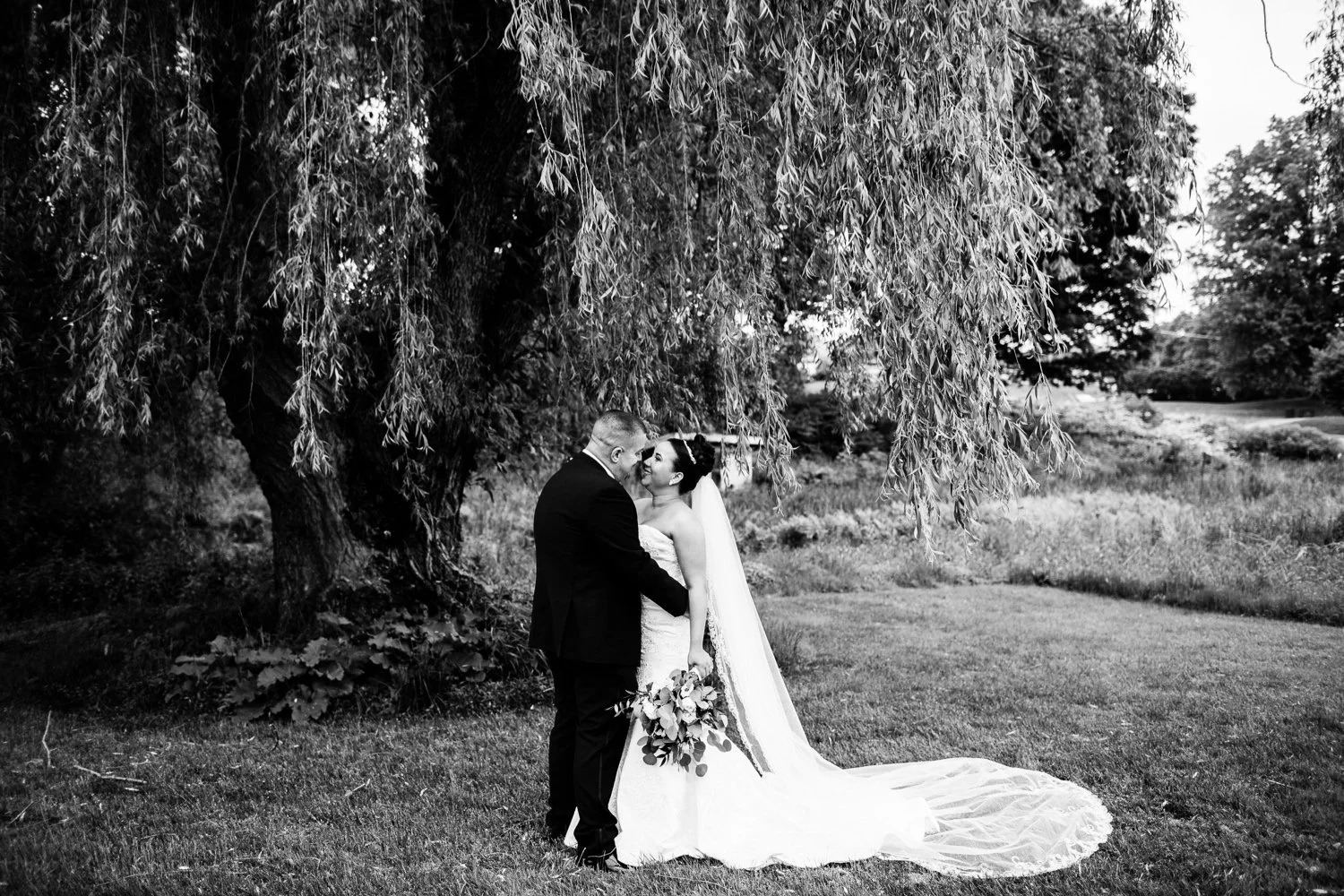 West Hills Country Club Wedding in May 23.jpg