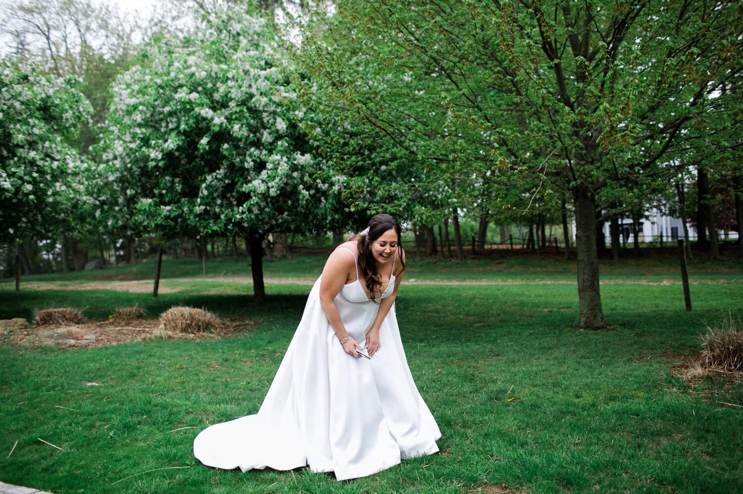 23_First look at Whitby Castle wedding in Rye NY.jpg