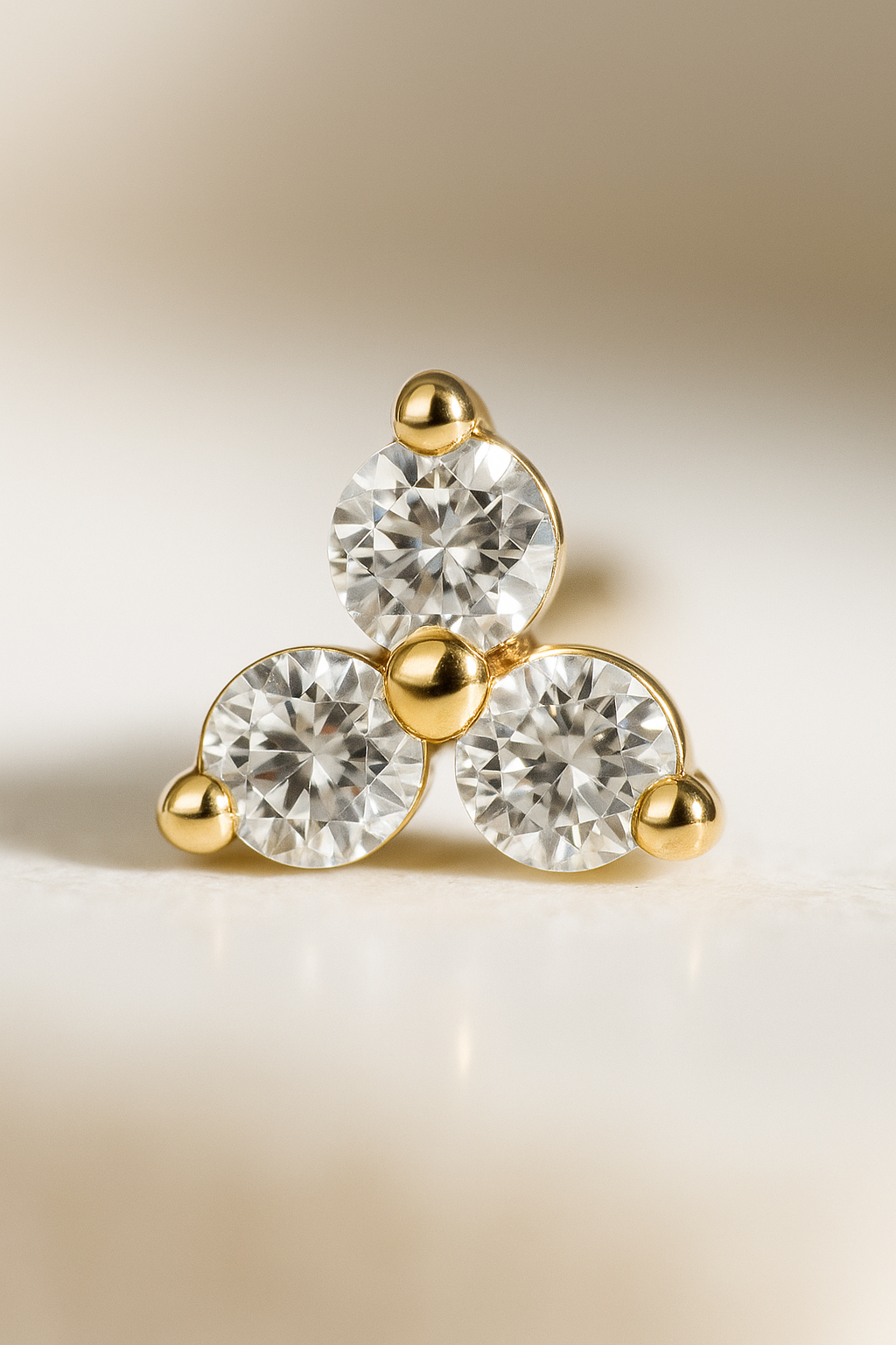 Trinity 14K Gold Piercing Aufsatz