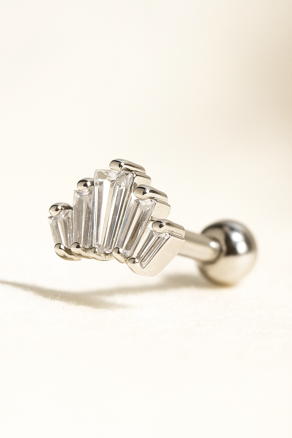 Crystal Briquette Ohrbarbell
