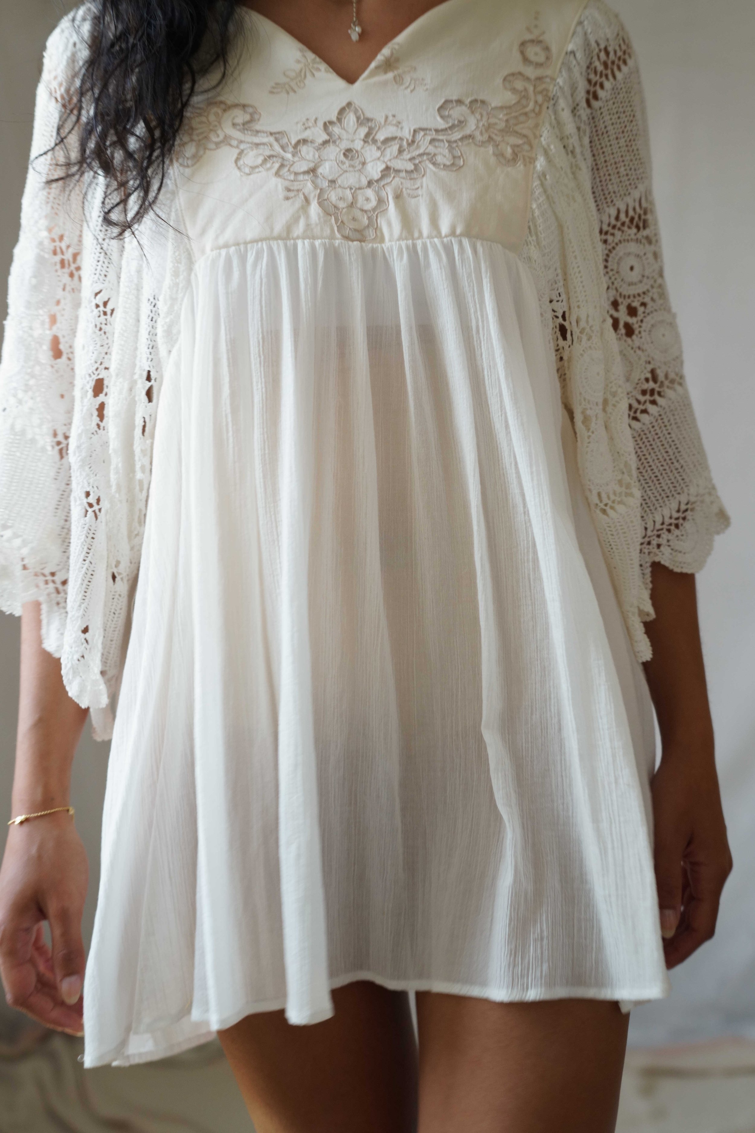 here-you-are-bridal-Lotus-minidress-vintage-wedding-dress-embroidered-bridal-wear.JPG
