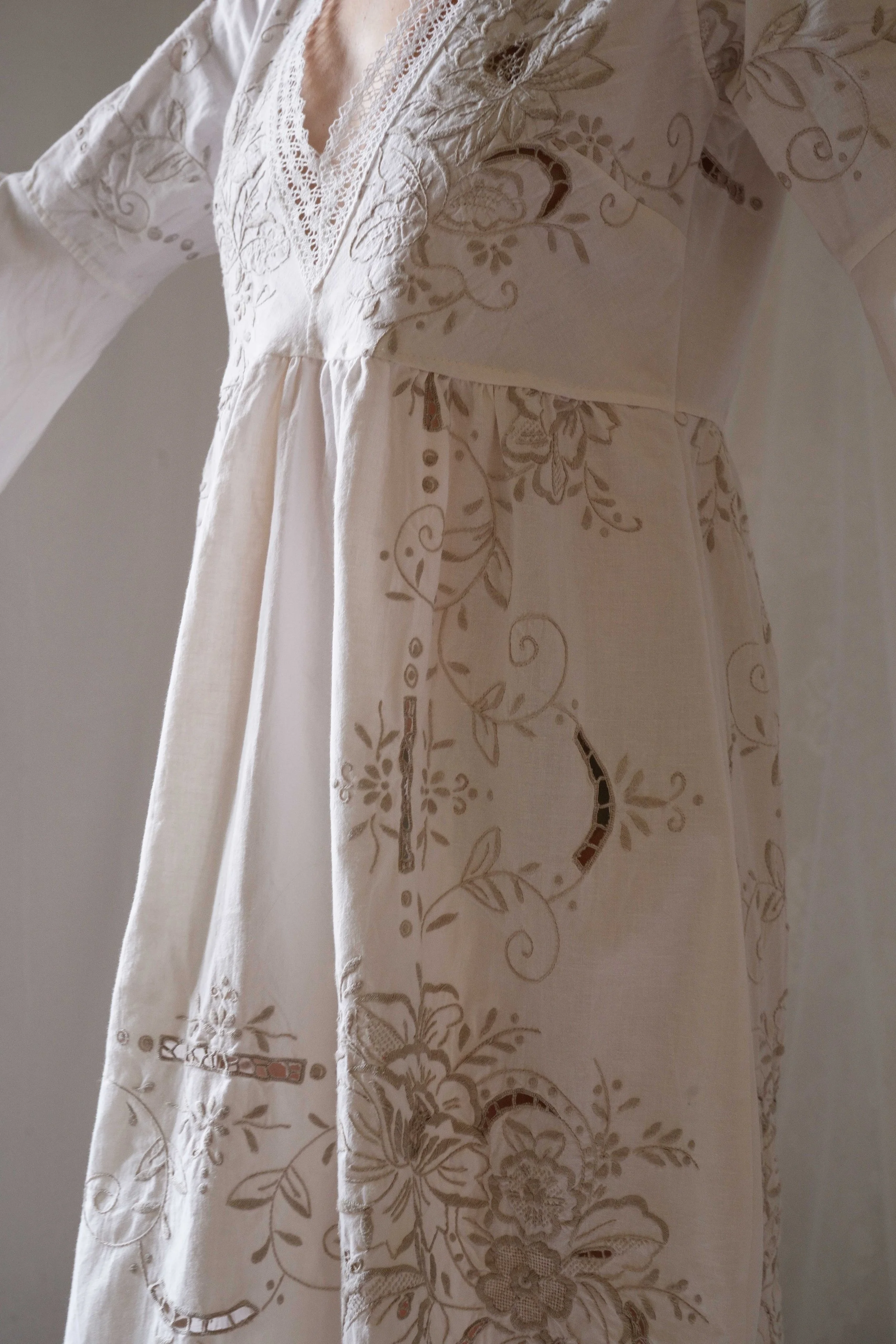 here-you-are-bridal-Bluebell-mini-dress-embroidered-bridal-short-dress-vintage-wedding-dress.JPG
