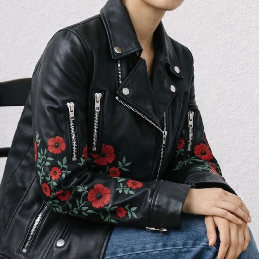 At Rayone, our talented artisans customize your clothes into unique pieces: hand-painted designs have turned this leather jacket into true work of art!

We are all unique our clothes should be too.

DM us for any customization request.

#Rayone #Cust