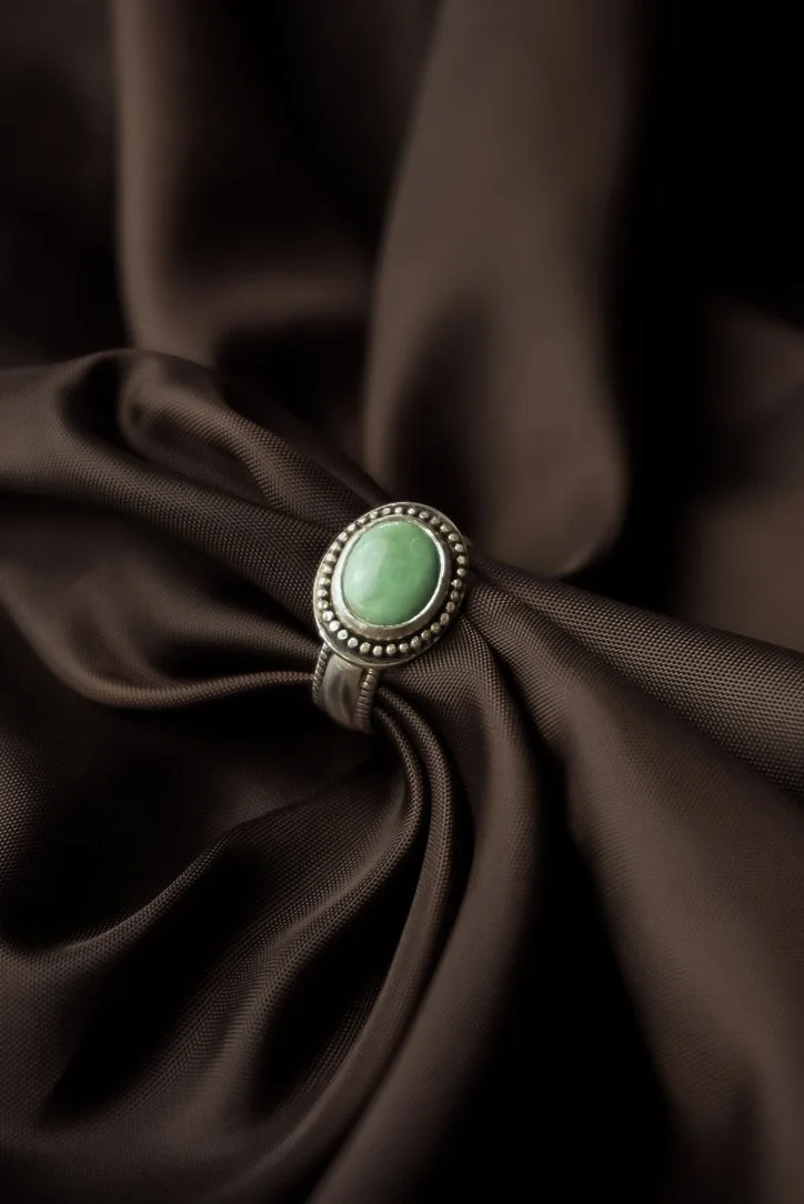 East-West Green Chrysoprase Beaded Sterling Silver Ring - Size 7