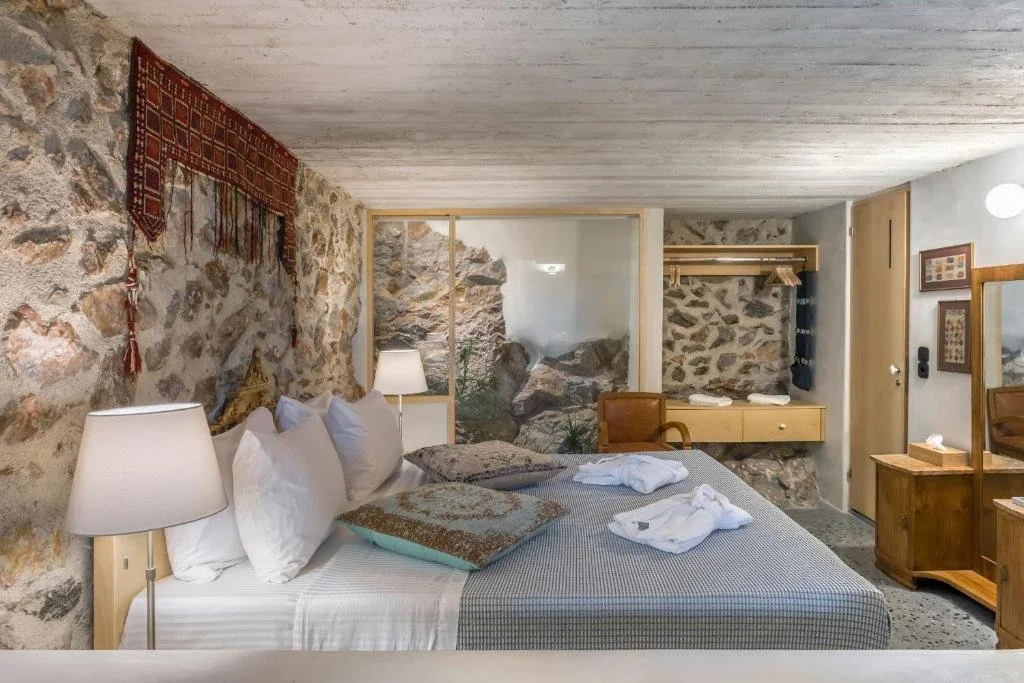 Summer at the Santorini Bookshop - Double Occupancy