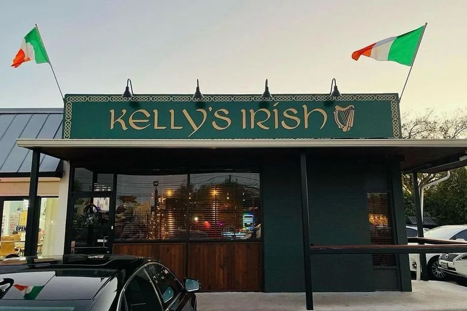 Kelly's Irish Pub