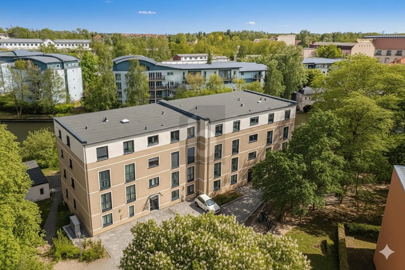 1760267248_67da827 (1).jpg