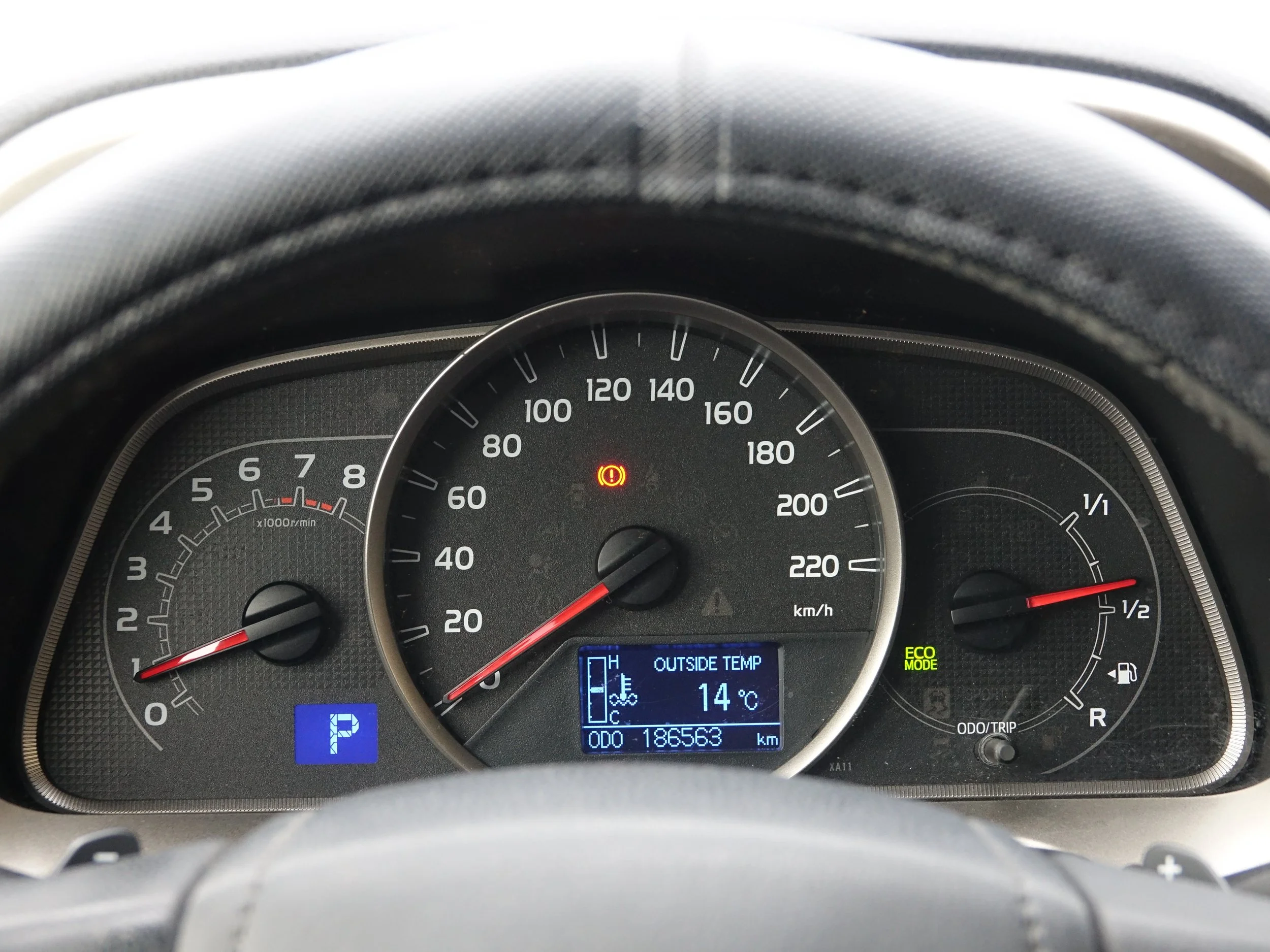 rav4 benzine 2013 12.JPG