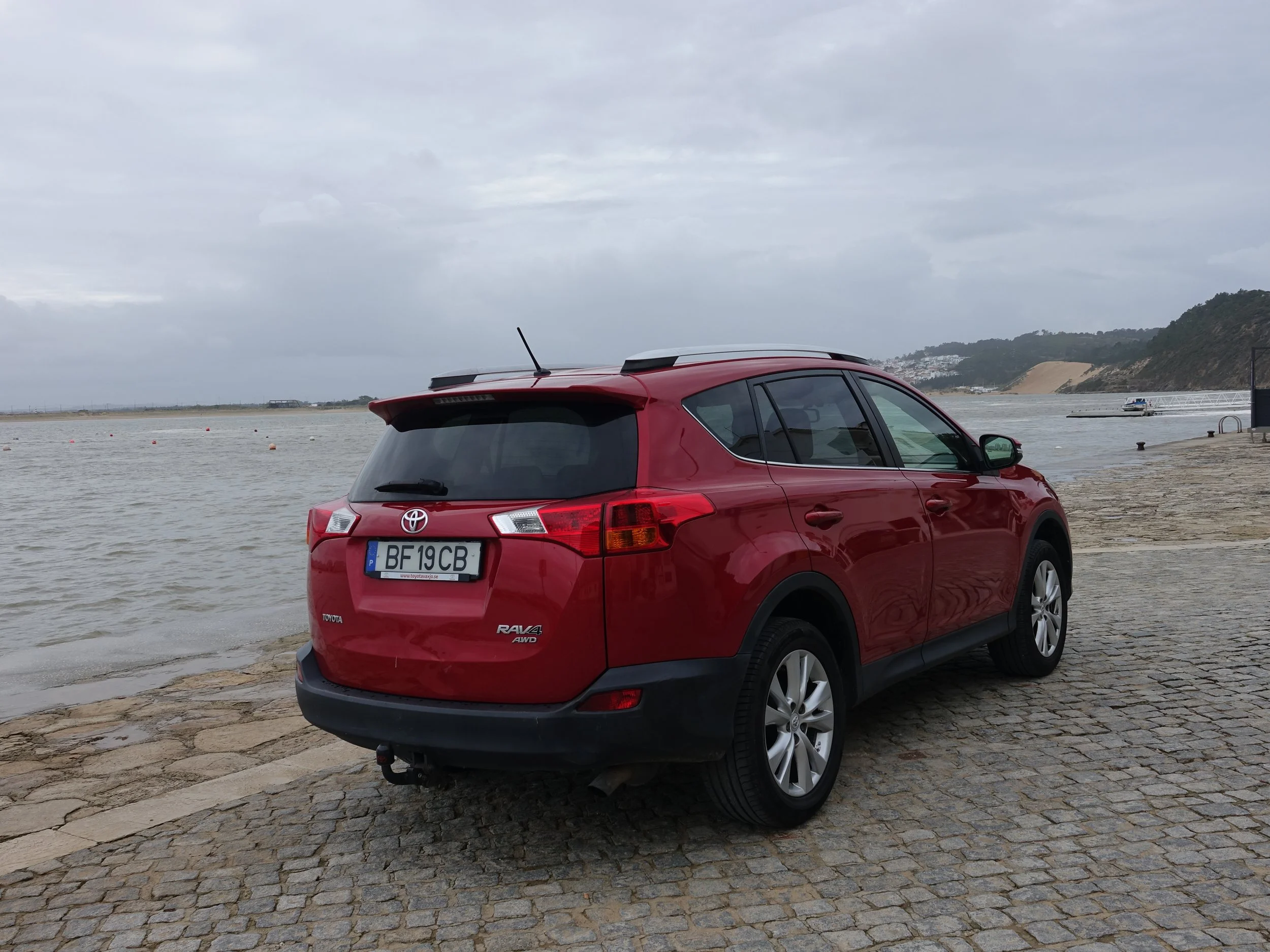 rav4 benzine 2013 4.JPG