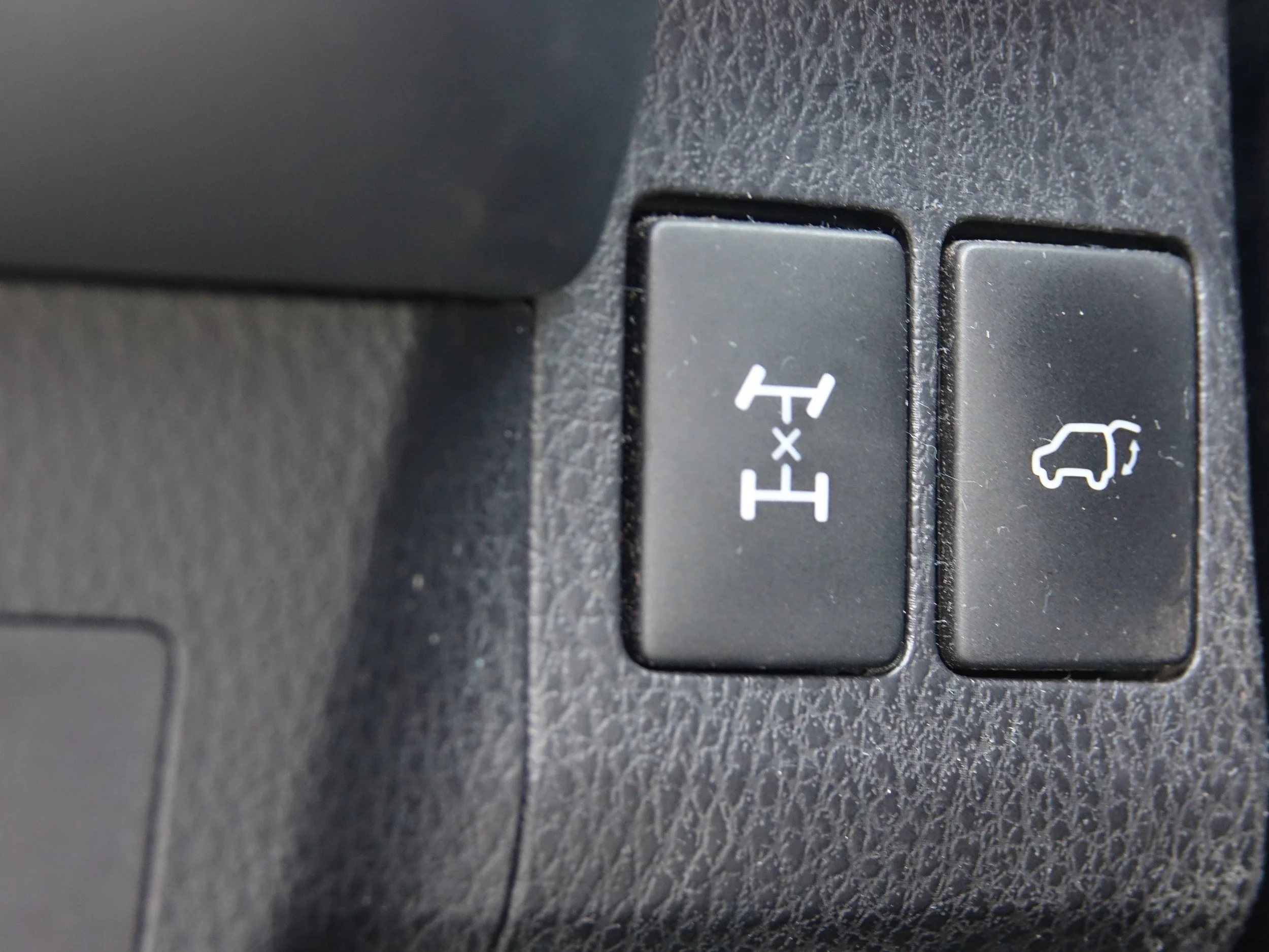 rav4 benzine 2013 18.JPG